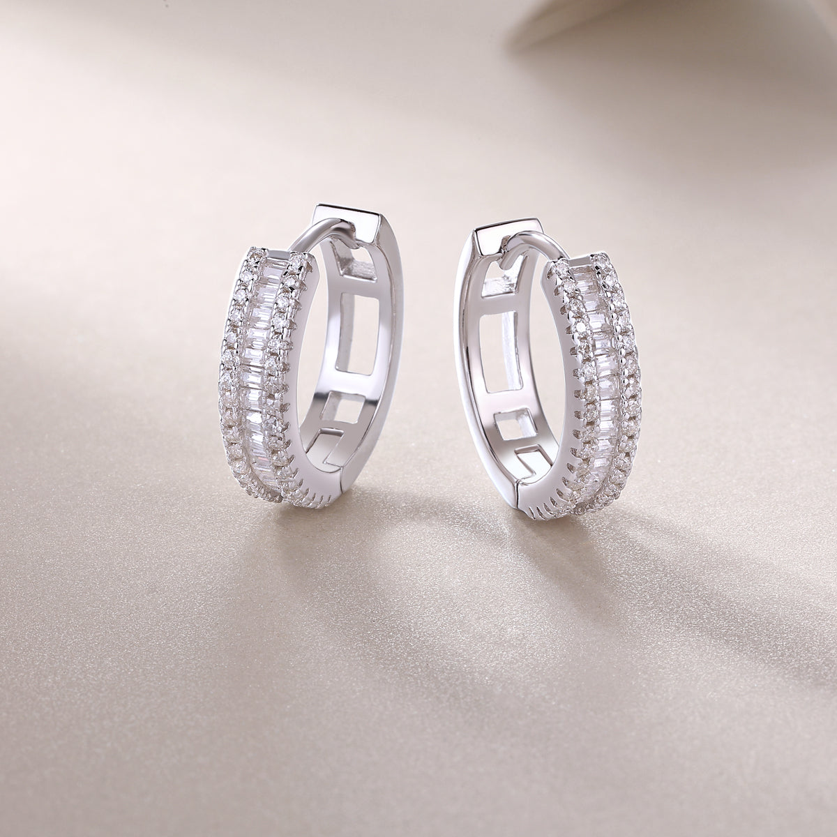 S925 Silver Moissanite Stud Earrings Woven Light Luxury Design
