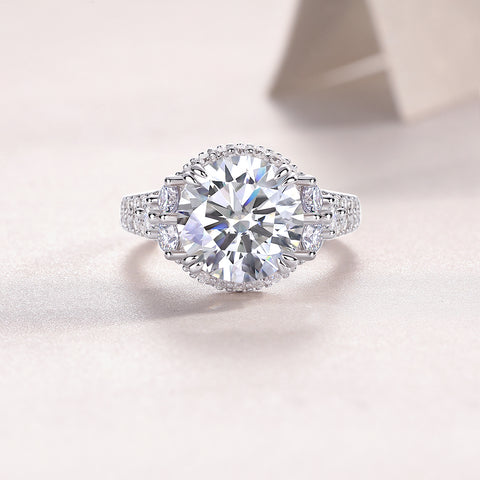 S925 Sterling Silver 5-Carat Moissanite Ring Elegant Modern Luxury