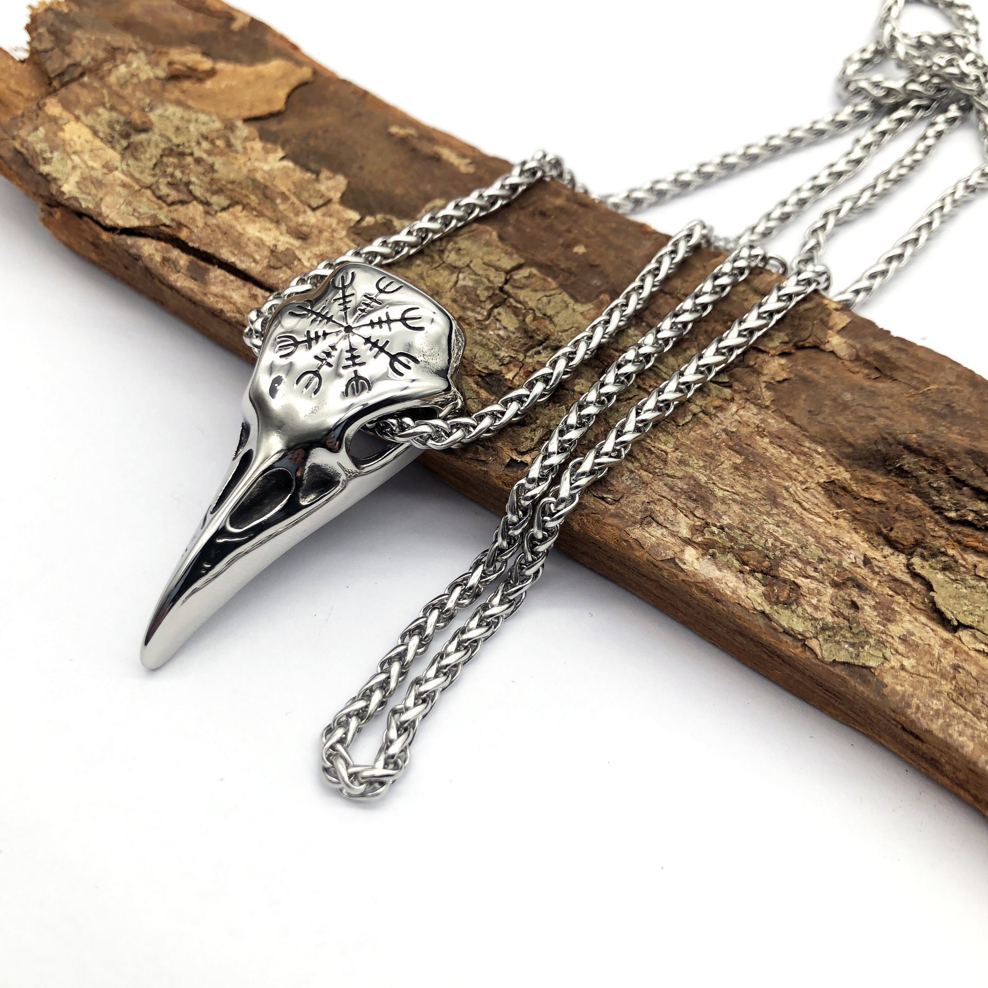 Mens Bold Viking Skull Eagle Beak Pendant Necklace
