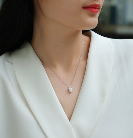 Heart-Shaped Moissanite Pendant Necklace in S925 Sterling Silver with Platinum Plating
