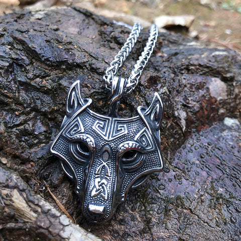 Norse Grey Wolf Head Pendant Necklace in Titanium Steel
