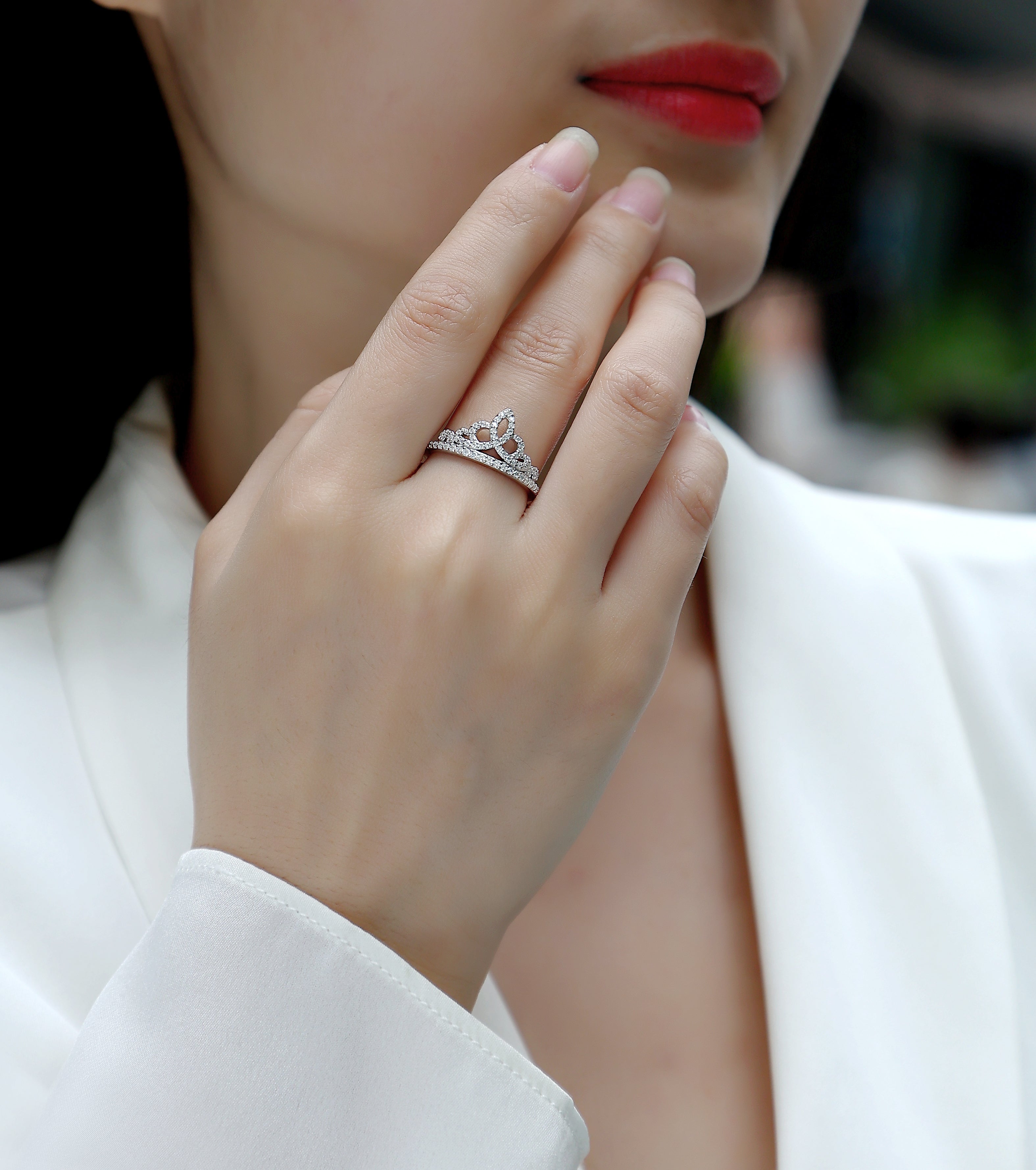 S925 Silver Moissanite Crown Ring Luxury Stylish Design