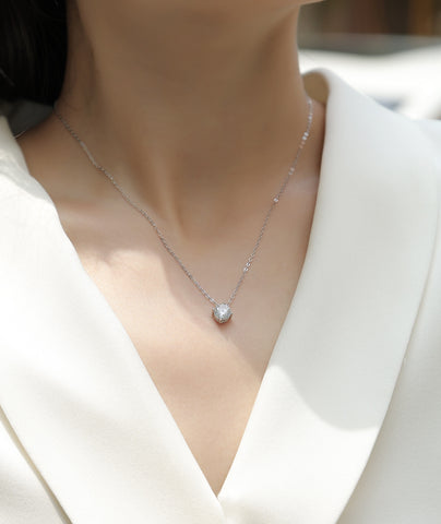 1True Heart Moissanite Pendant Necklace in S925 Sterling Silver Modern & Elegant