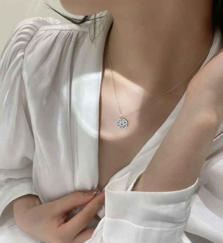 Magnetic Folding Four Leaf Clover Heart Pendant Necklace for Women