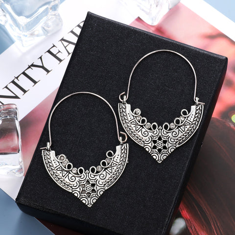 Bohemian Ethnic Alloy Earrings for Bold Fashion