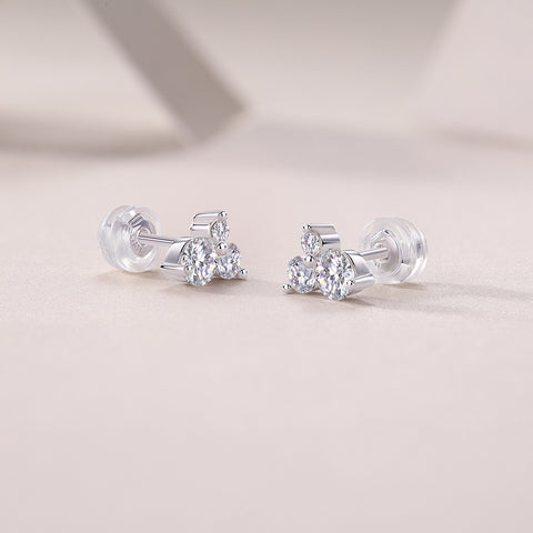 1Wave Moissanite Silver Stud Earrings Modern Elegant Cluster Design