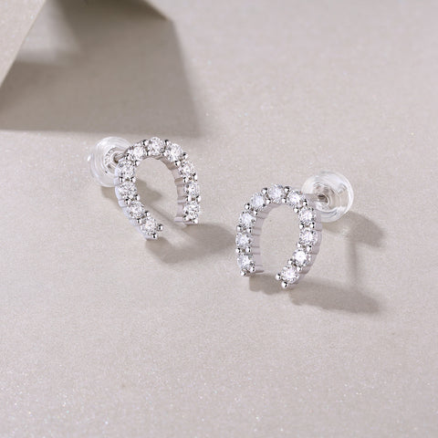 S925 Silver Moissanite Stud Earrings Luxury Horseshoe Design