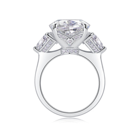 1Soul Resonance Oval Moissanite Ring in S925 Sterling Silver Modern Elegant Fine Jewelry