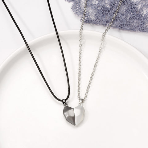 Minimalist Magnetic Heart Pendant Necklace for Couples