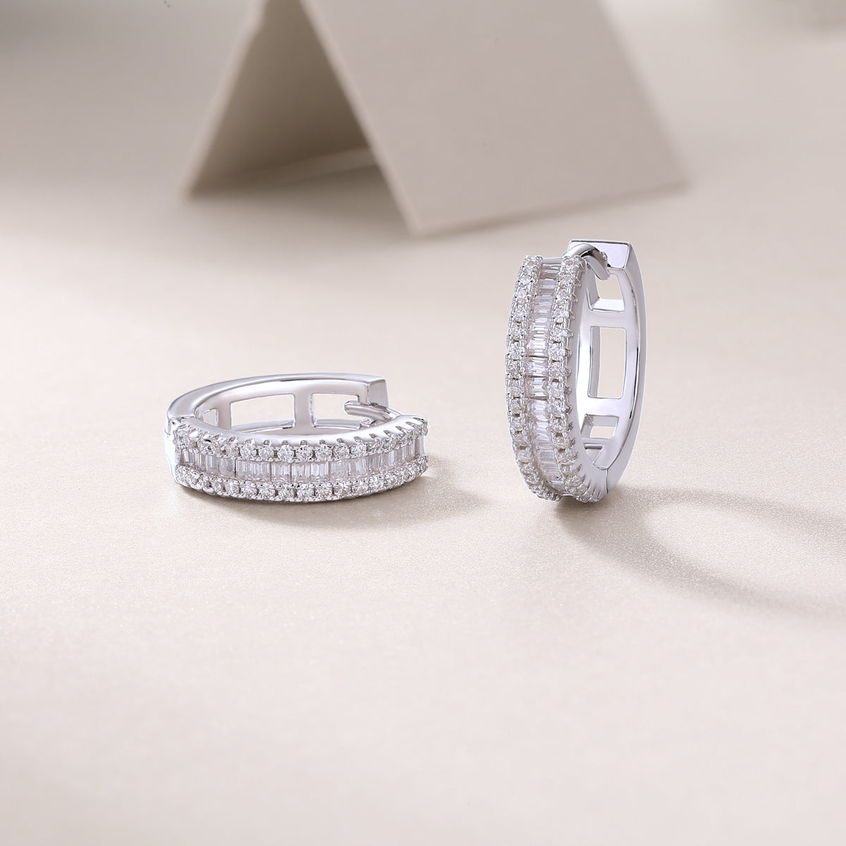 S925 Silver Moissanite Stud Earrings Woven Light Luxury Design