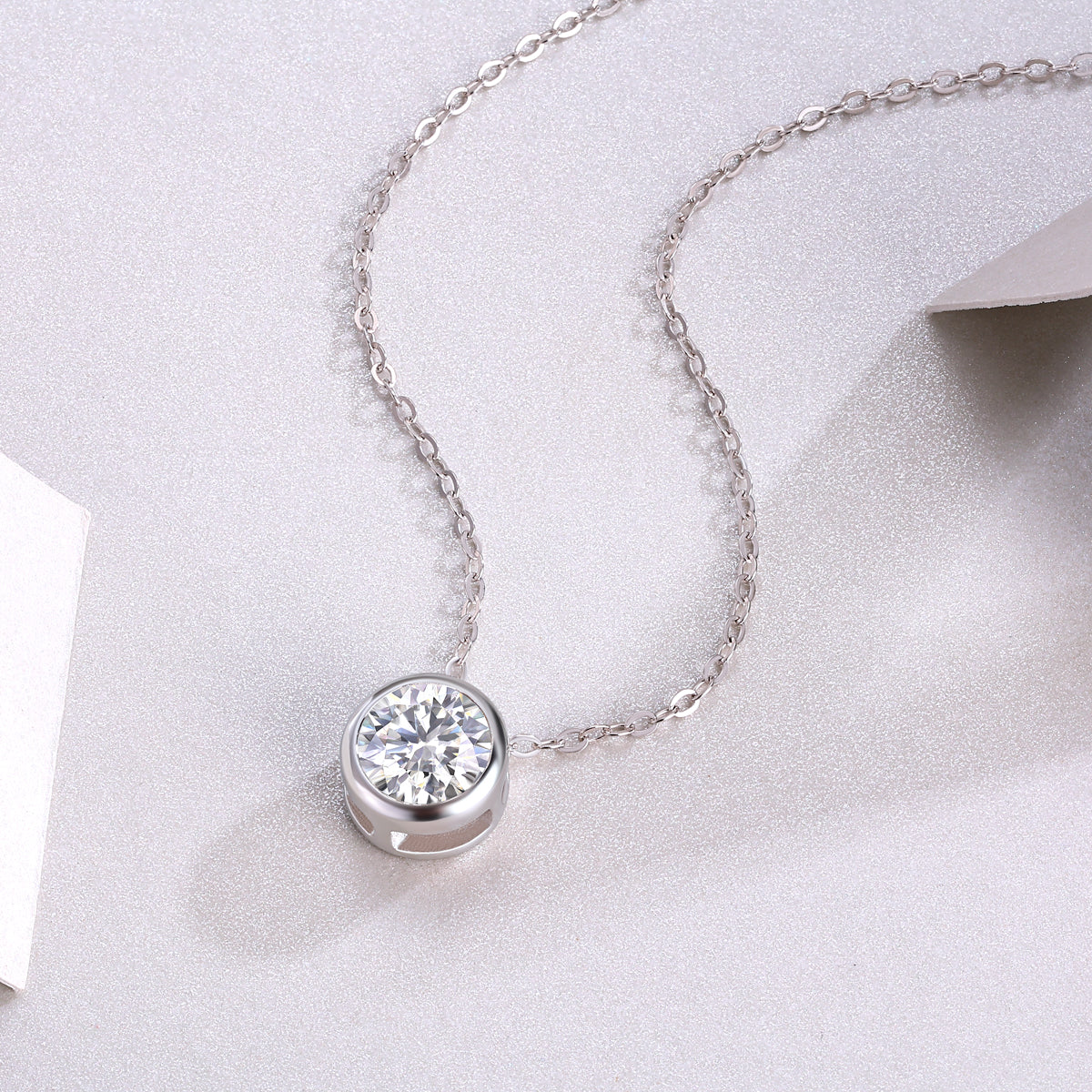 1Purity 1-Carat Moissanite Pendant Necklace in S925 Sterling Silver - Modern & Elegant Fine Jewelry