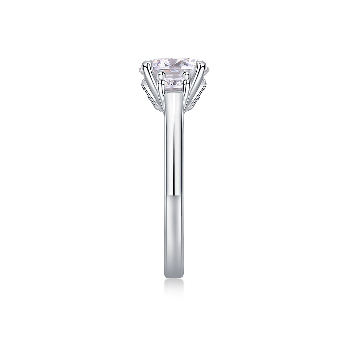 1 Carat Moissanite Silver Ring Luxury Fashion Statement