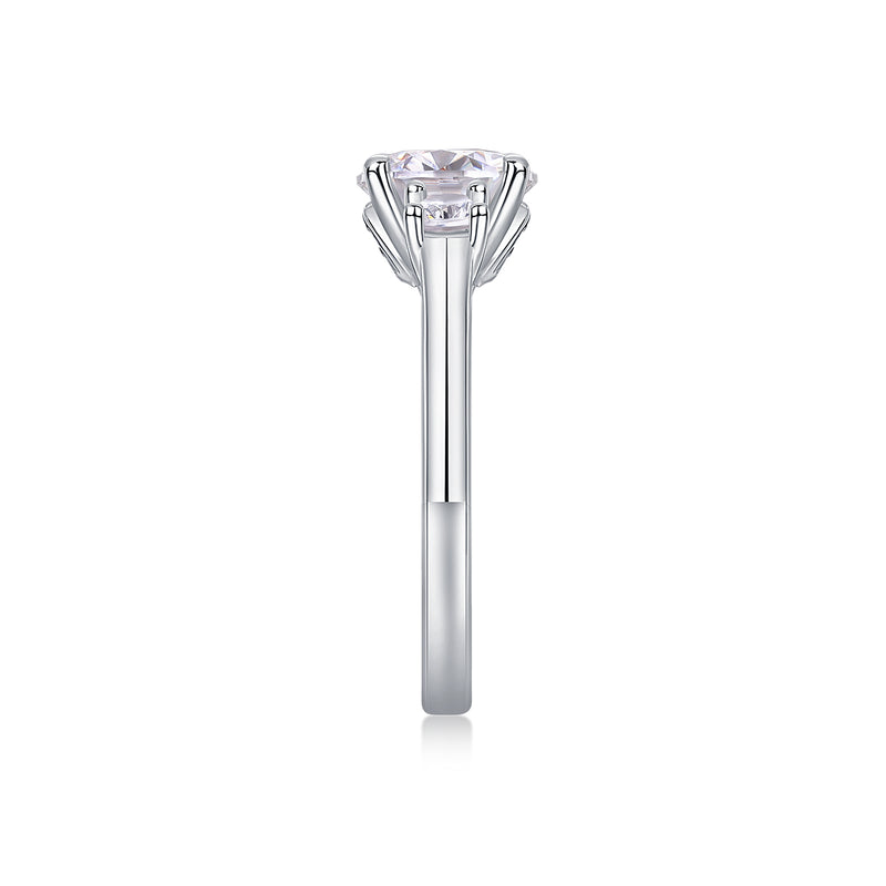 1 Carat Moissanite Silver Ring Luxury Fashion Statement - 1