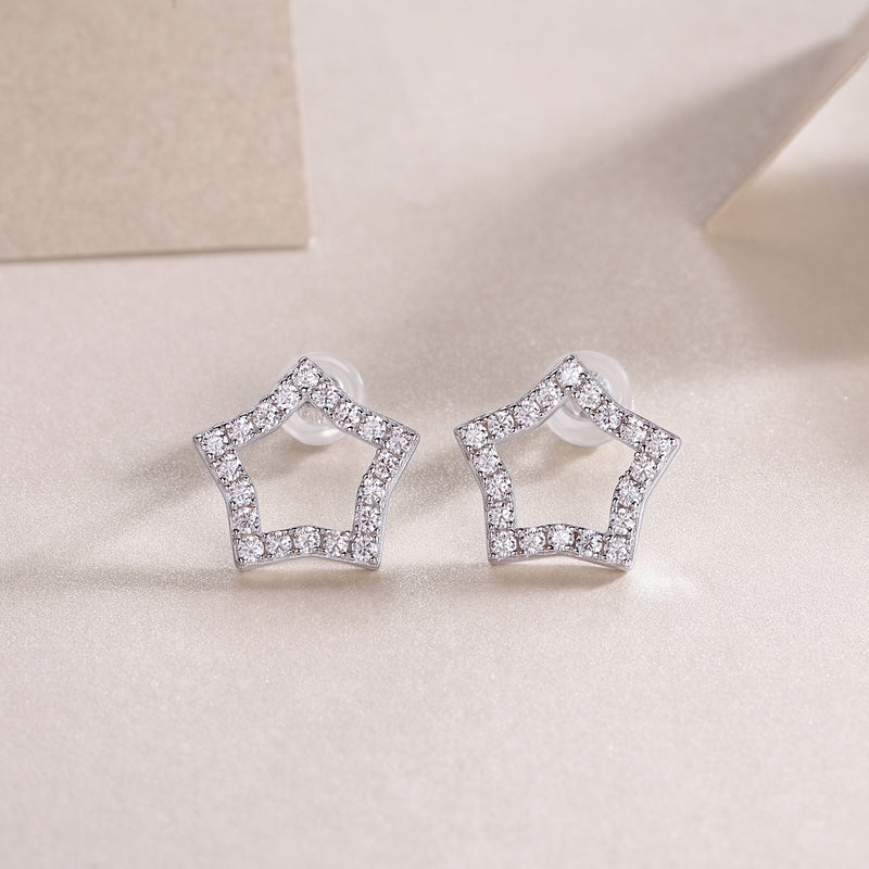 Star-Shaped S925 Sterling Silver Moissanite Stud Earrings Modern & Elegant - 1