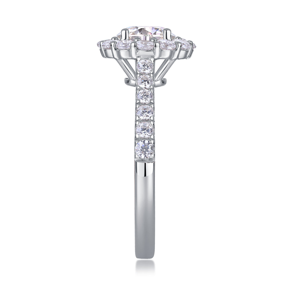 Luxury Moissanite Wedding Ring in S925 Silver