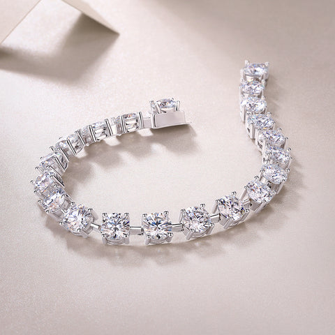 Luxury S925 Silver Moissanite Tennis Bracelet Elegant Sparkling Design