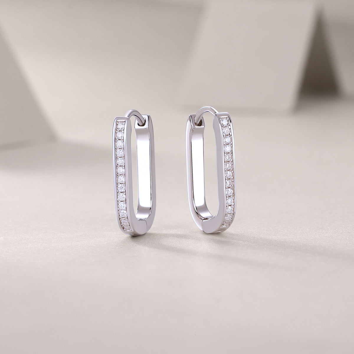 S925 Sterling Silver Moissanite Stud Earrings Elegant Platinum-Plated Hoop Design