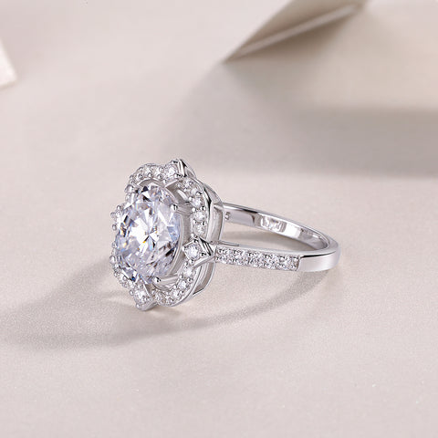 1Camellia Moissanite Ring Set in S925 Sterling Silver with Gold Plating