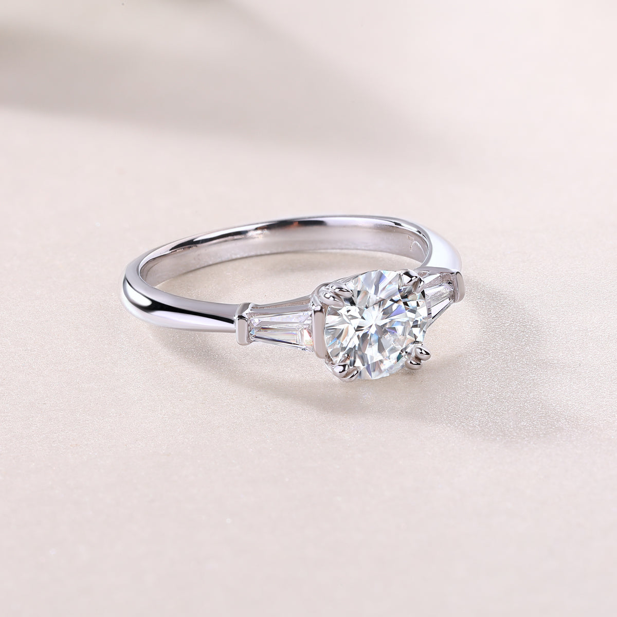 Classic Moissanite Wedding Ring Set in S925 Silver