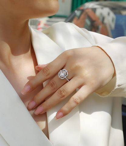 1Camellia Moissanite Ring Set in S925 Sterling Silver with Gold Plating