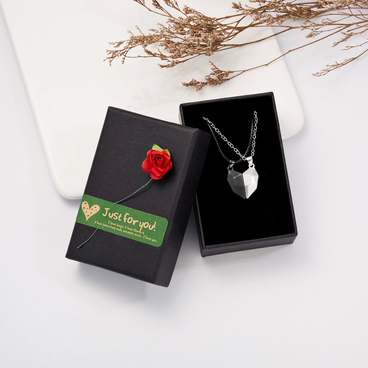 Minimalist Magnetic Heart Pendant Necklace for Couples