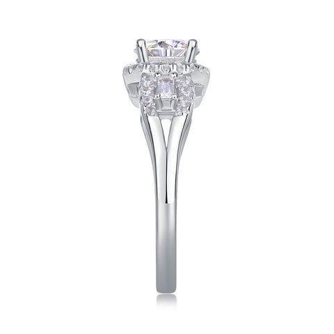 S925 Silver Moissanite Wedding Ring with 1 Carat Center Stone Elegant Split Shank Design