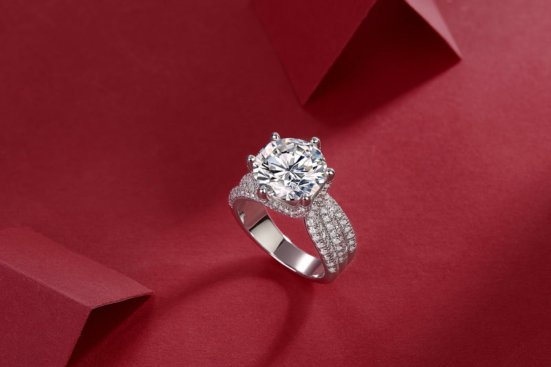 Luxury 5 Carat Moissanite Ring in S925 Silver - 2
