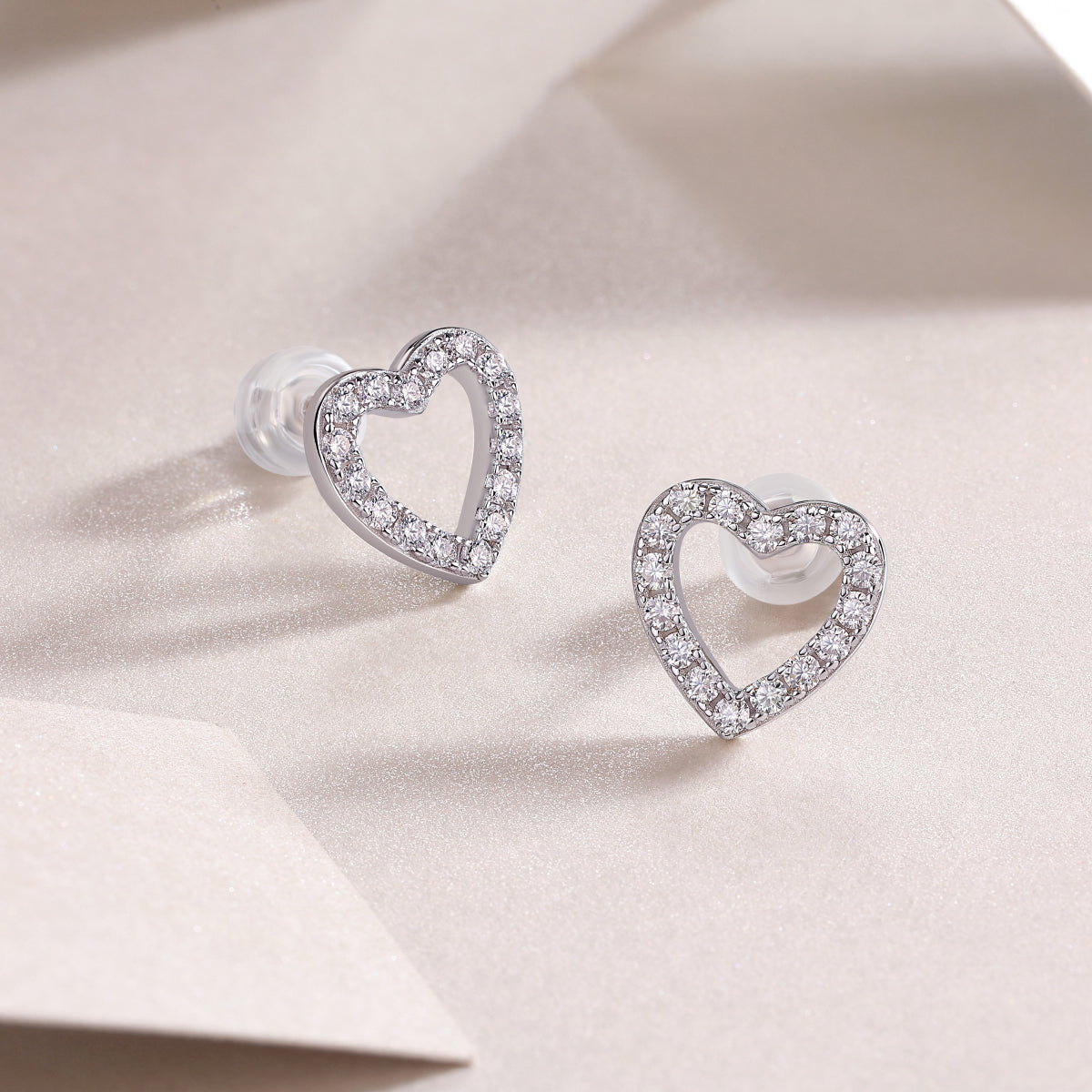 S925 Sterling Silver Heart-Shaped Moissanite Stud Earrings Trendy Fashion Jewelry