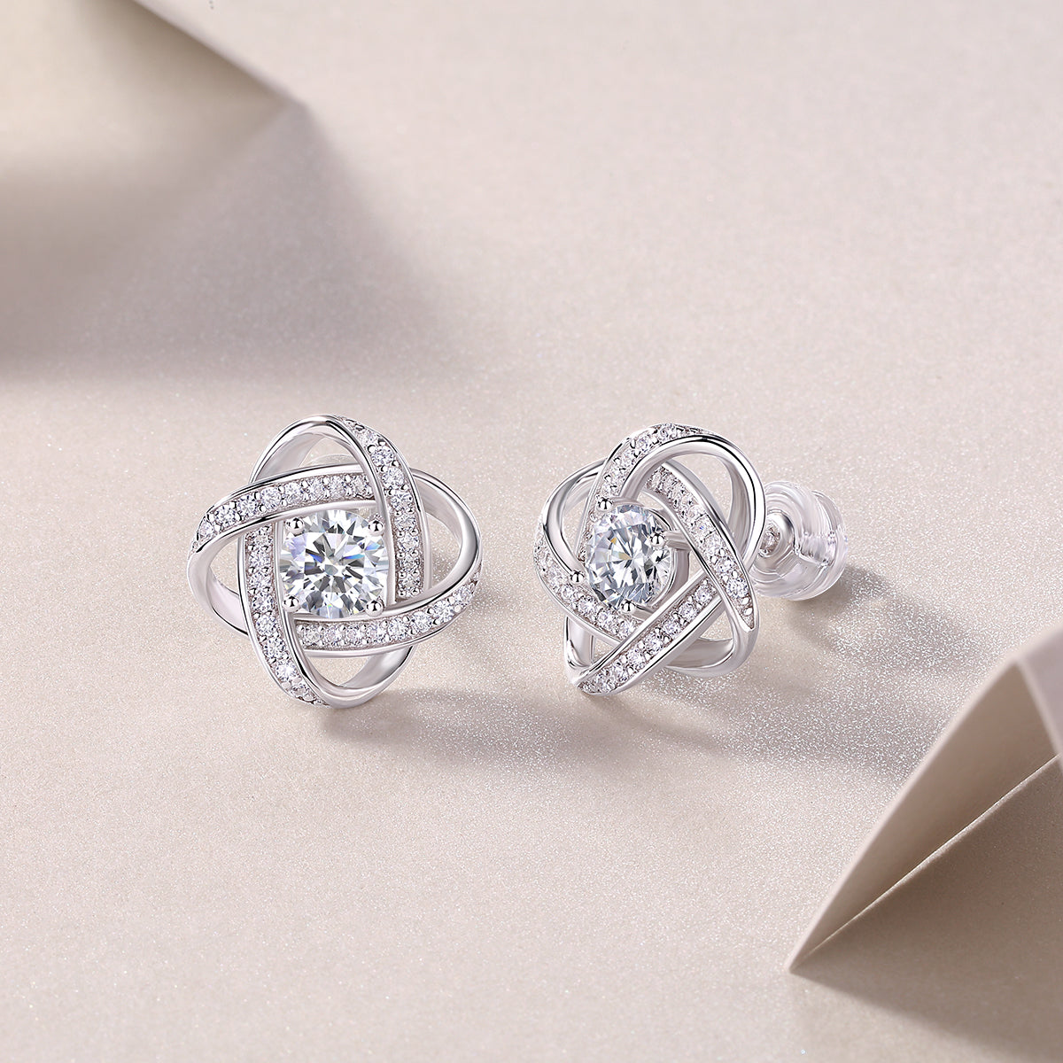 1Hope Beam S925 Sterling Silver Moissanite Stud Earrings Elegant Fashion Jewelry