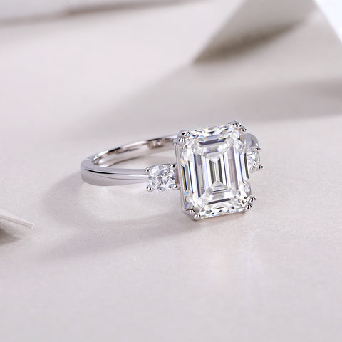 Luxury Moissanite Octagonal Ring in S925 Silver Bridal Jewelry
