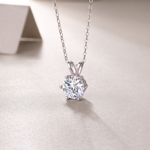 2-Carat Moissanite Pendant Necklace Set in S925 Sterling Silver