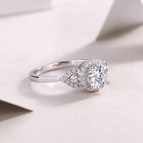 Luxury Moissanite Silver Wedding Ring 1 Carat Large Diamond Style