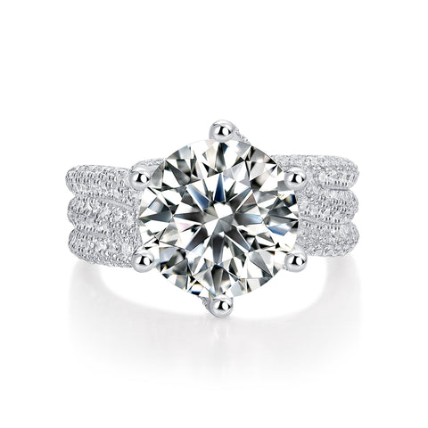 Luxury 5 Carat Moissanite Ring in S925 Silver