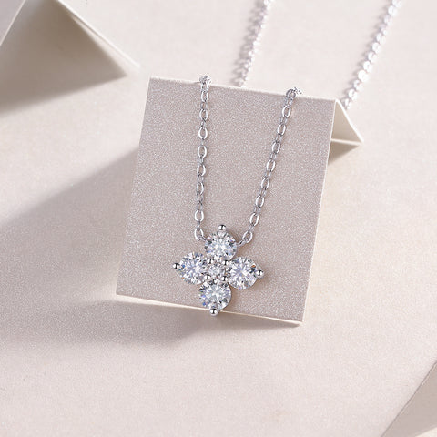 S925 Sterling Silver Four-Leaf Clover Moissanite Pendant Necklace