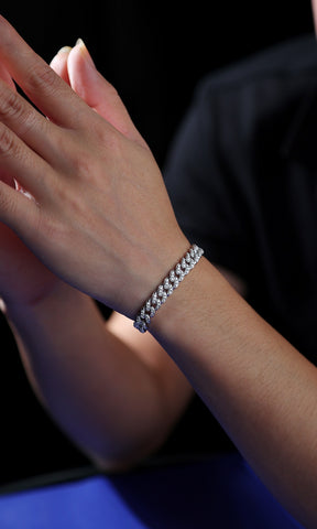 Luxury S925 Sterling Silver Moissanite Cuban Link Bracelet Modern & Elegant