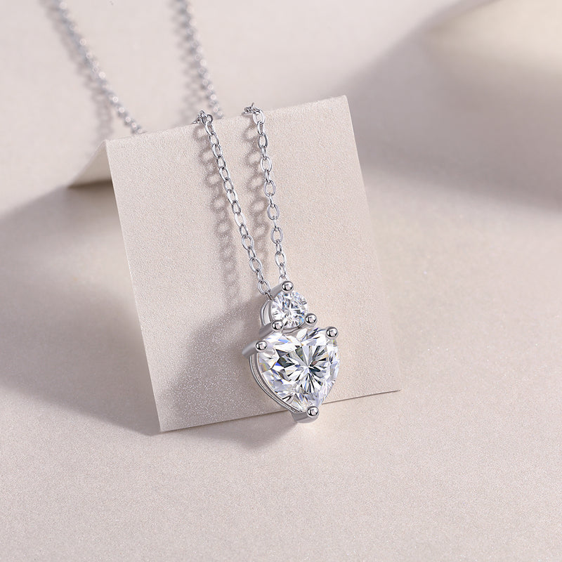 Heart-Shaped Moissanite Pendant Necklace in S925 Sterling Silver with Platinum Plating - 5
