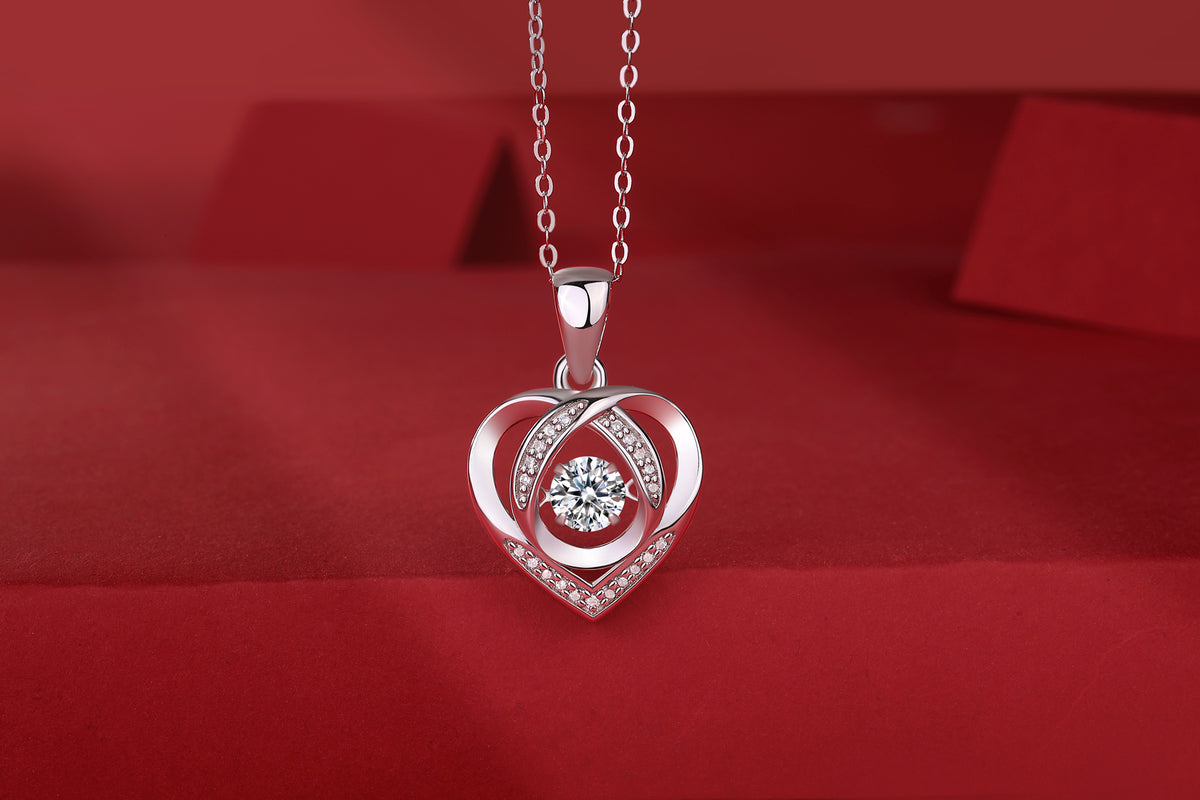 S925 Silver Heart Moissanite Pendant Necklace 40cm Elegant Modern Jewelry