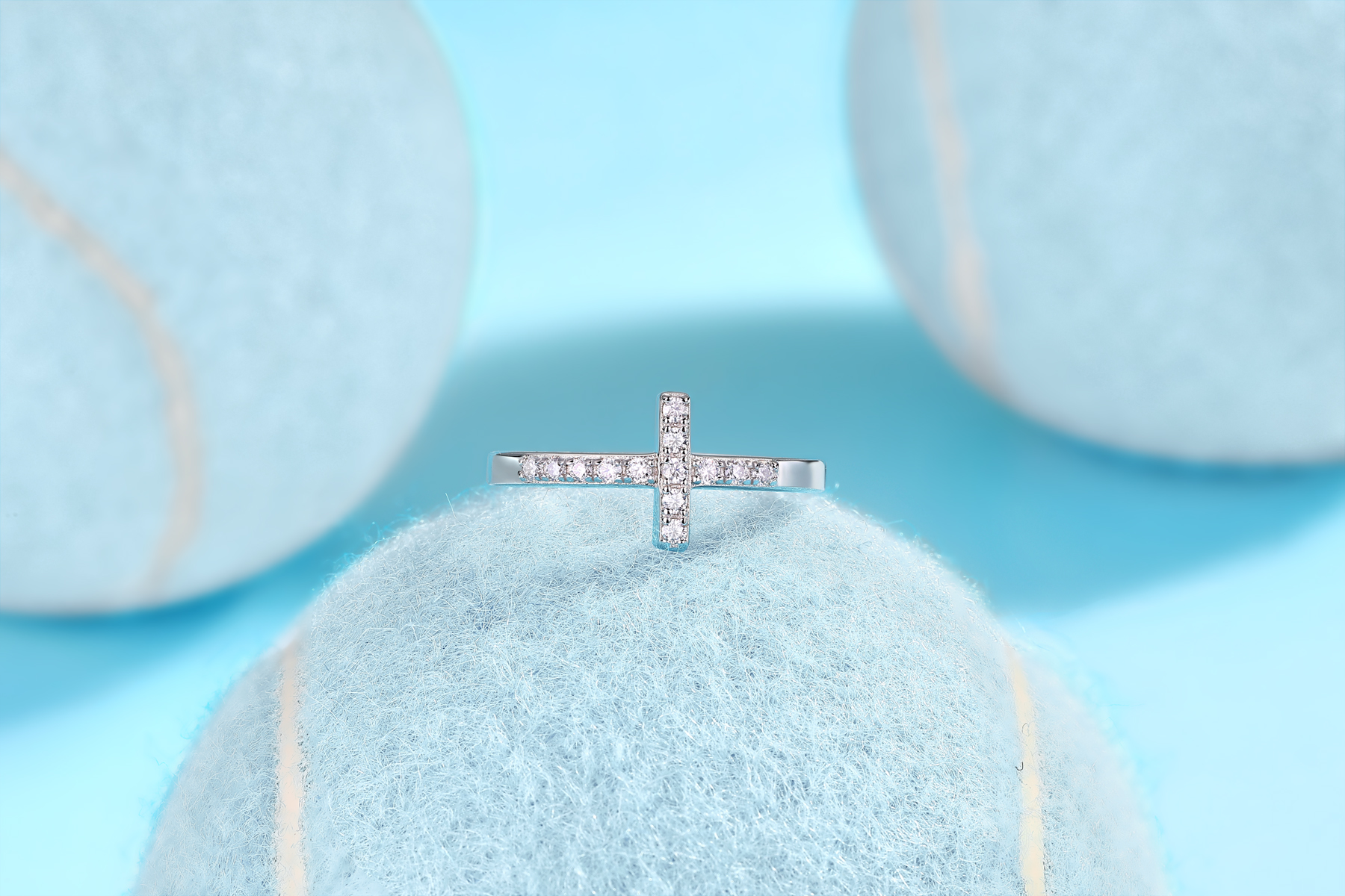 1Holy Light Cross S925 Sterling Silver Ring with Moissanite Accent