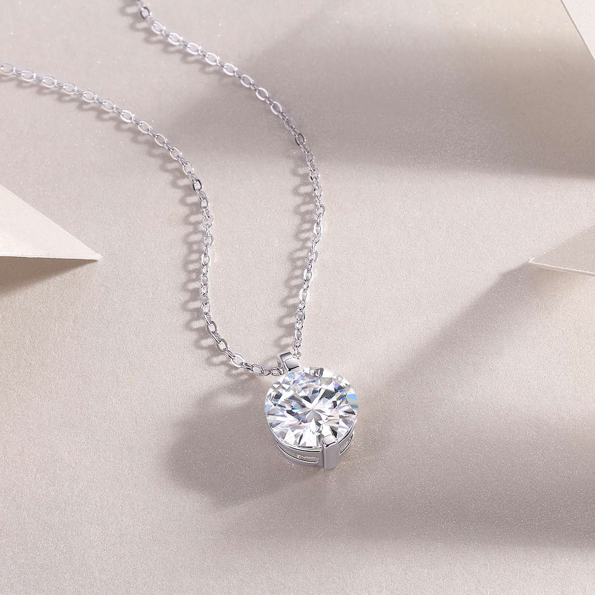 S925 Sterling Silver Moissanite Pendant Necklace with Platinum Plating