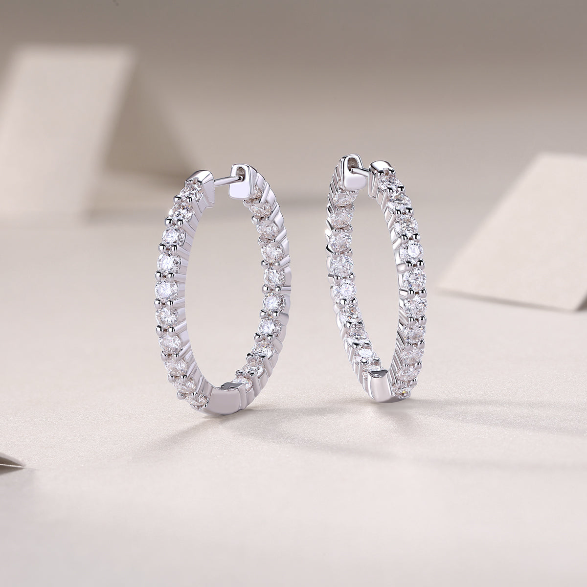 Luxury Moissanite Stud Earrings in S925 Silver Elegant Fashion Jewelry