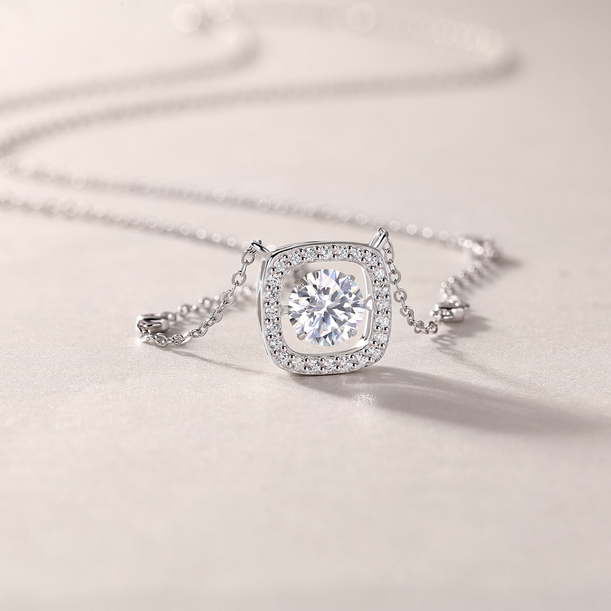 1Sweet Fashionable Moissanite Pendant Necklace Set in S925 Sterling Silver with Platinum Plating