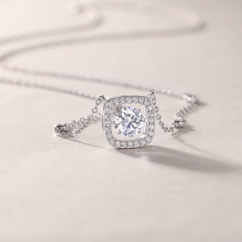 1Sweet Fashionable Moissanite Pendant Necklace Set in S925 Sterling Silver with Platinum Plating