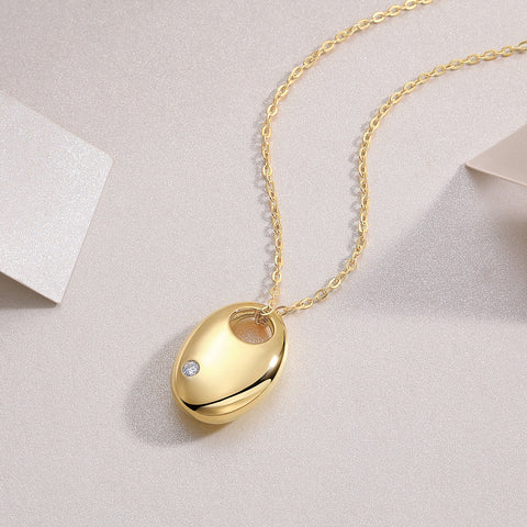 1First Encounter Moissanite Pendant Necklace in S925 Sterling Silver with Gold Plating Modern Elegant Jewelry