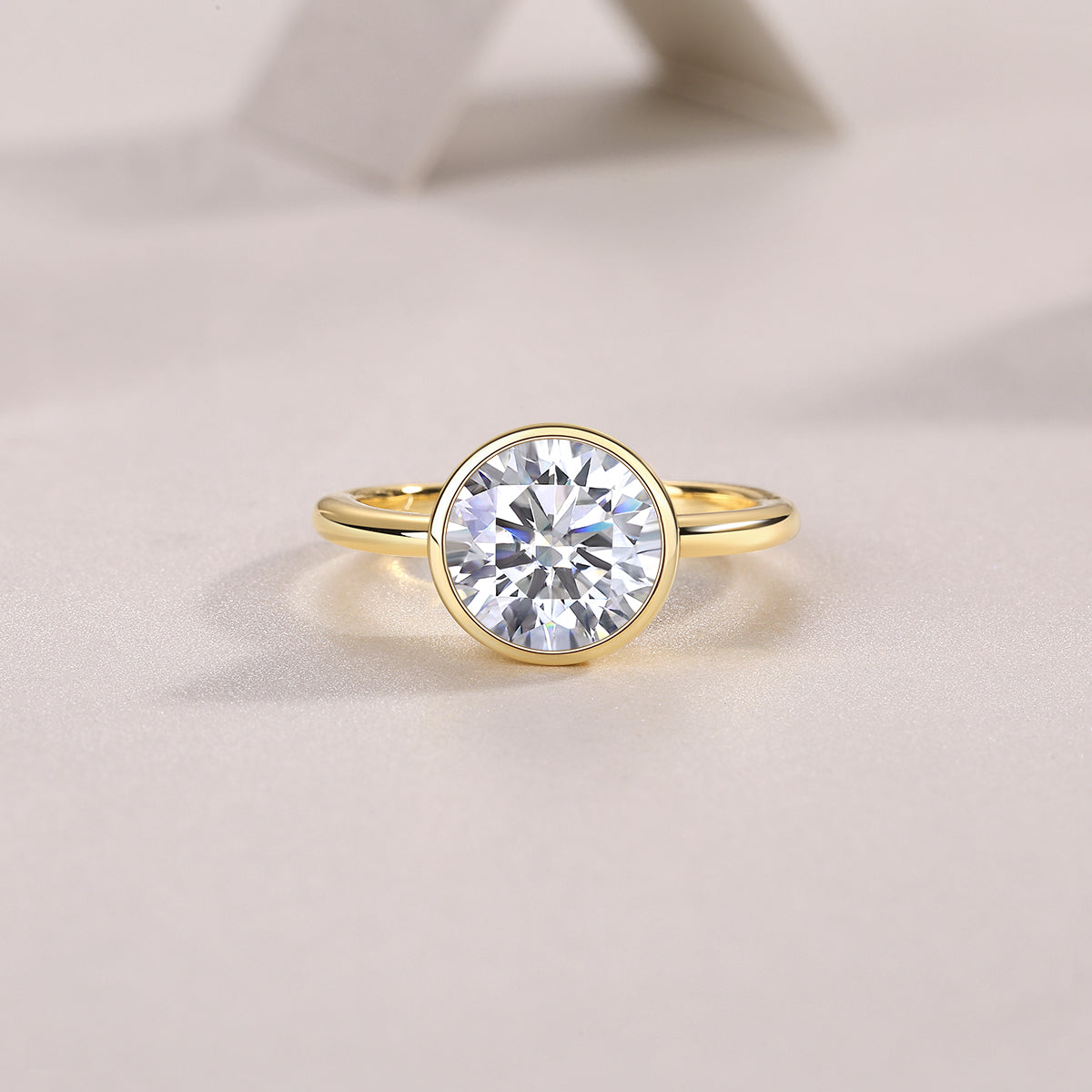 Large Round Moissanite Ring in S925 Silver for Luxury Fashion