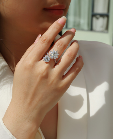1Petal Morning Dew 1-Carat Moissanite S925 Sterling Silver Ring Floral Design
