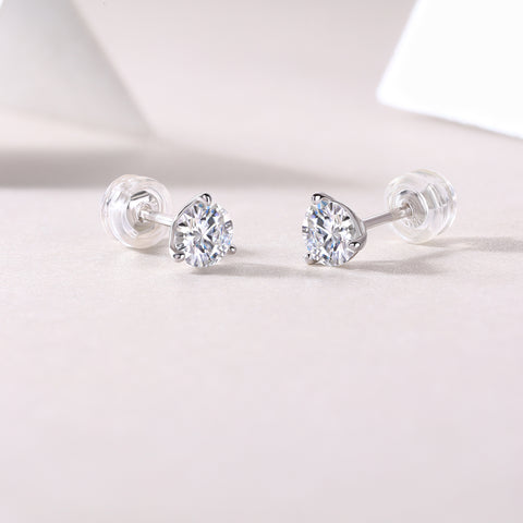 Luxury Moissanite Stud Earrings in S925 Silver 0.5 Carat Classic Round Cut