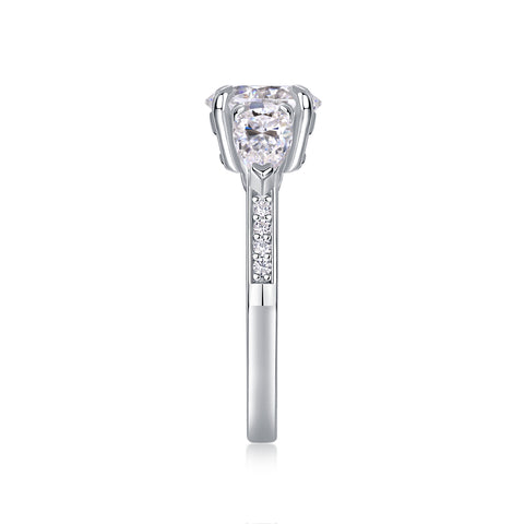 2 Carat Moissanite Silver Ring Modern Elegant Fine Jewelry