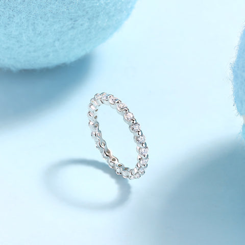 S925 Silver Moissanite Ring with 1 Row of Sparkling Stones Luxury Fashion