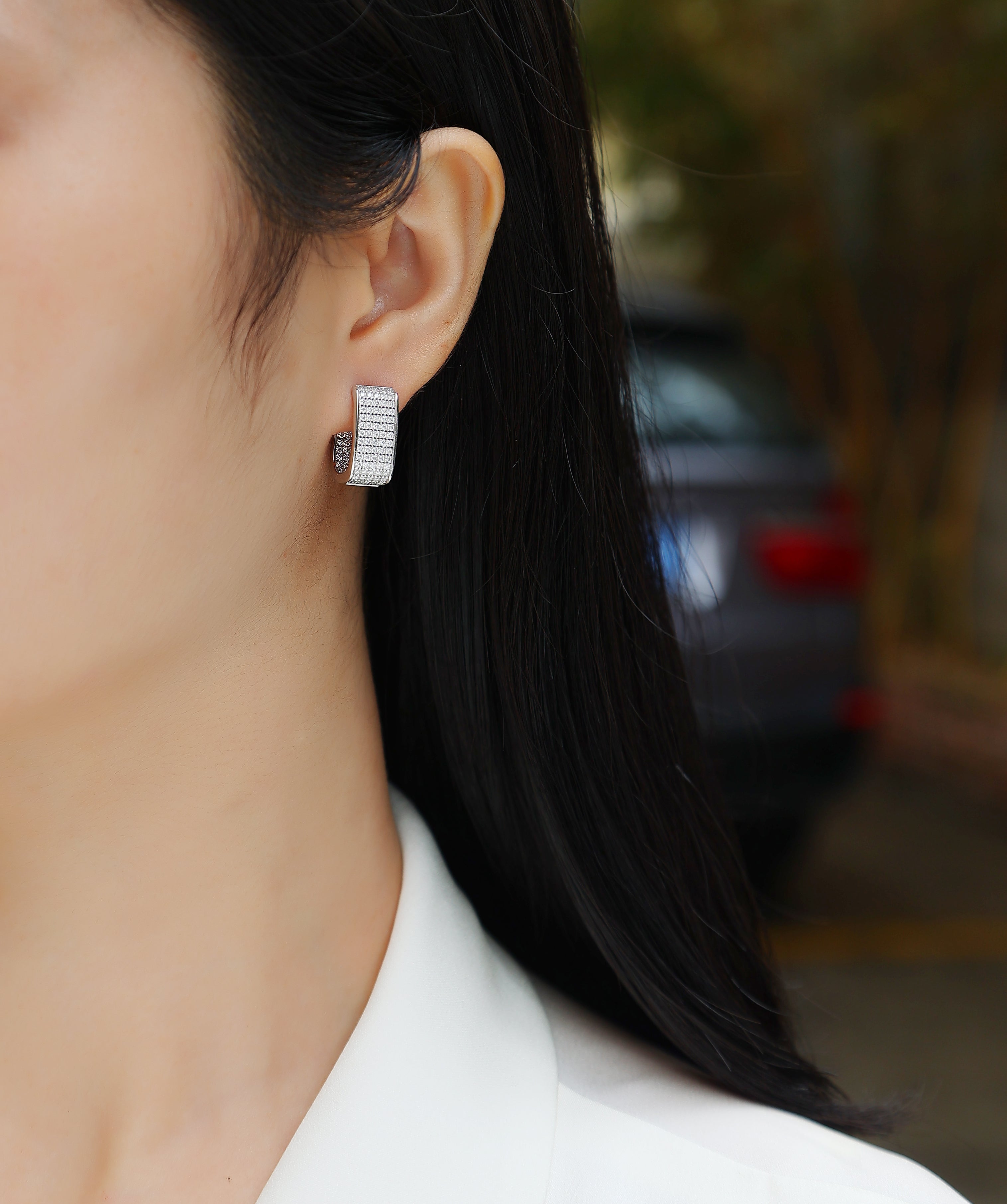 Luxury Moissanite Stud Earrings in S925 Silver Elegant Square Hoop Design