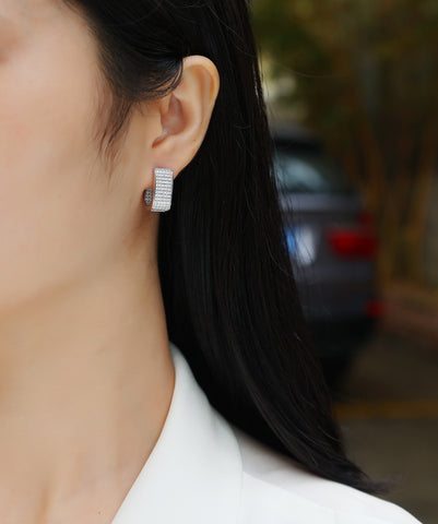 Luxury Moissanite Stud Earrings in S925 Silver Elegant Square Hoop Design
